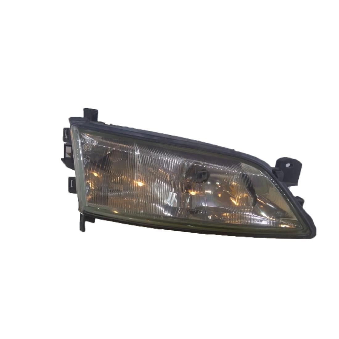 Farol Lado Direito Vectra 1996/1999 C/ Sup Mt Cibie 600390
