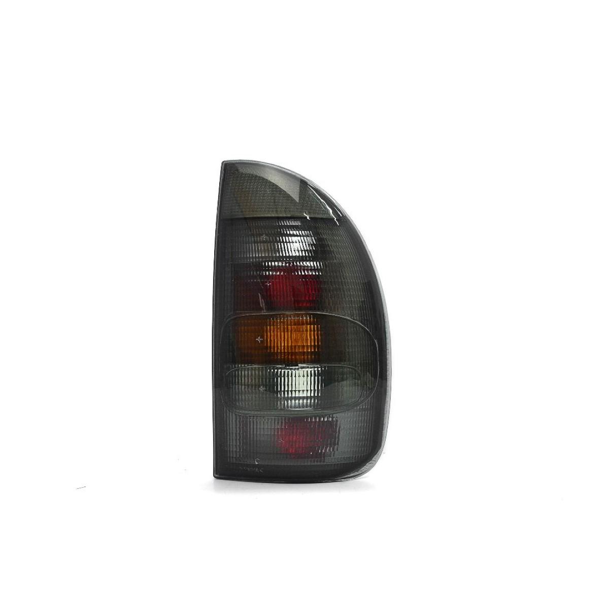 Lant Corsa T 4P 95404D Fum Lanterna Tras Ld Corsa 4Pts 99