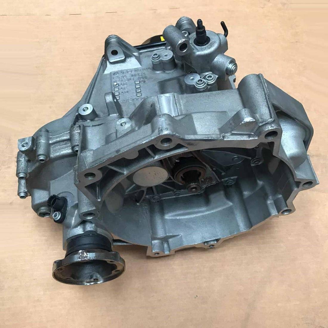 Cambio Original Vw Gol Voyage Saveiro 1.6 2009/ Vw 02T300048K